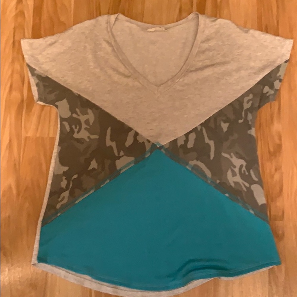 NWOT camo top.